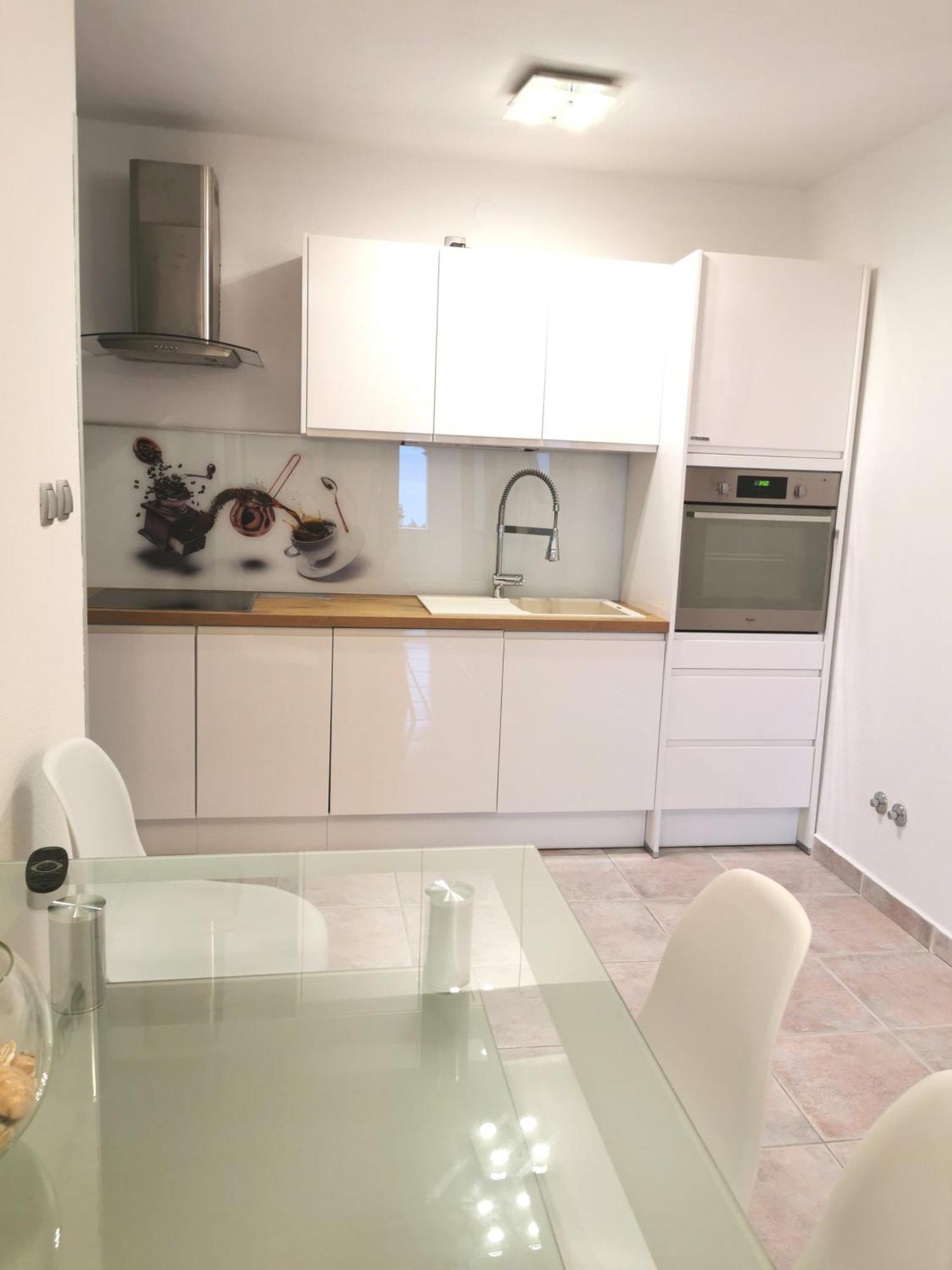 Apartments Fani Bol Pokój zdjęcie