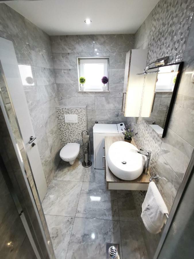 Apartments Fani Bol Pokój zdjęcie